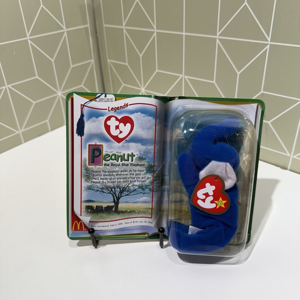 McDonalds Legend Peanut The Royal Blue Elephant TY Beanie Baby 1995 Retired-Rare